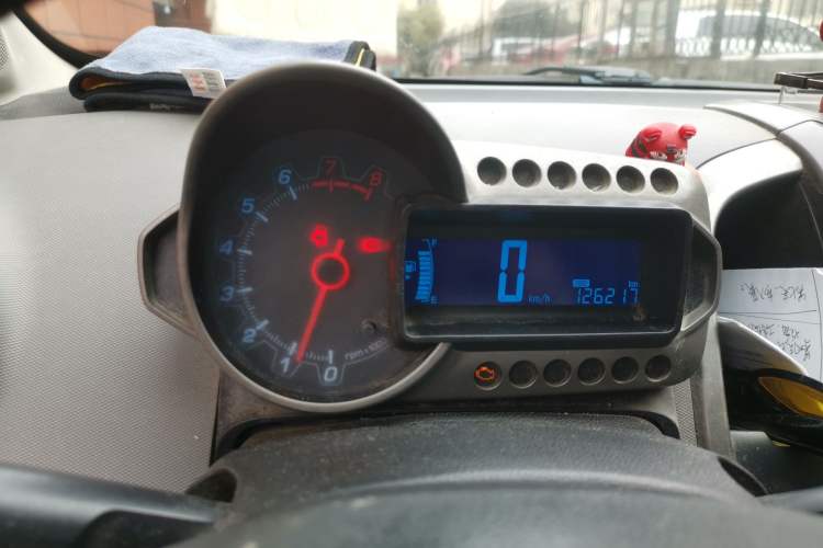 Used Chevrolet Aveo Sonic 2011 Sedan 1.4L MT SL