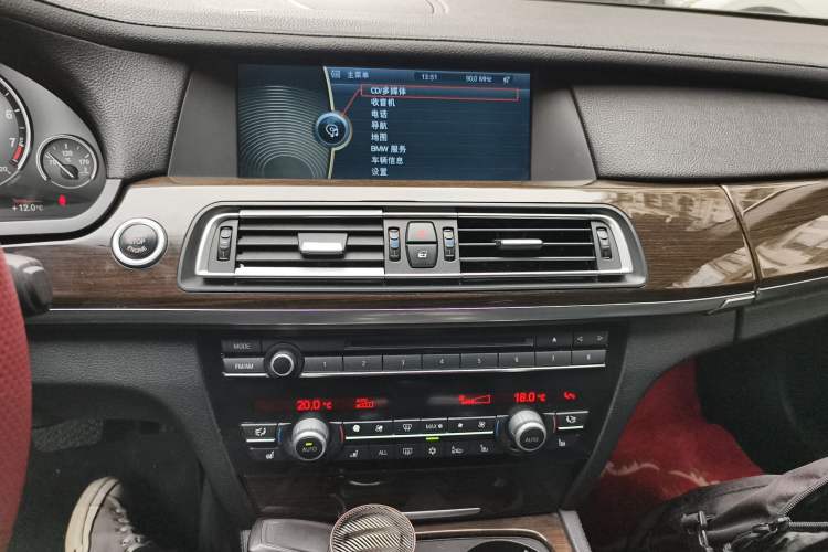 Used BMW 7 Series  Audio And AC Panel