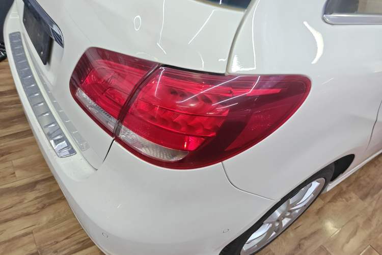 Used Mercedes-Benz B-Class 2015 B 200 Sport Edition
