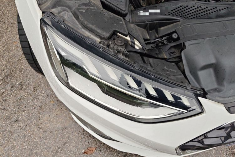 Used Audi A4L 2020 40 TFSI Luxury Dynamic Model Right Front Headlight