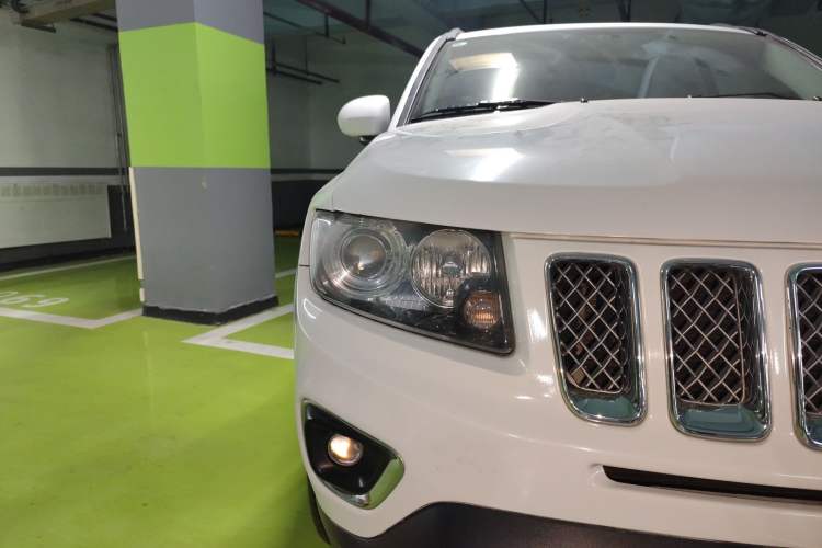 Used Jeep Compass 2014 Revised Version 2.0L Two-Wheel Drive Elite Edition
