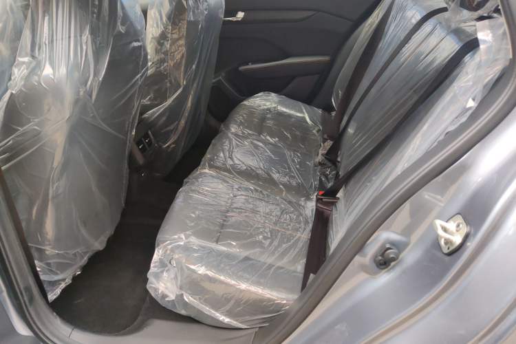 Used Dongfeng Aeolus Yixuan 2025 1.5L Automatic Luxury Version
