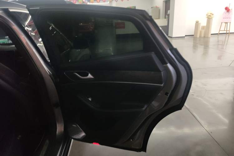 Used SERES SF5 2021 Four-Wheel Drive Freedom Expedition Edition
