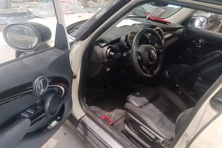 Used MINI 2019 1.5T COOPER Artist Five-Door Edition