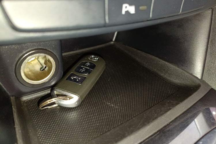 Used Mazda Atenza 2014 2.0L Blue Sky Luxury Edition Vehicle Key