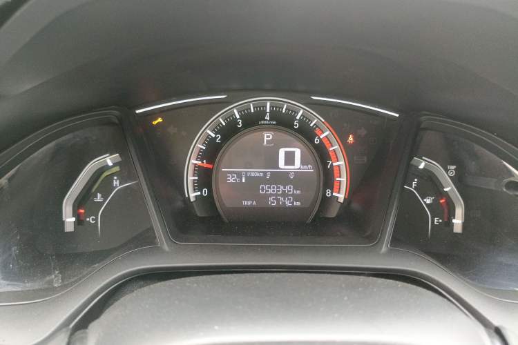 Used Honda Civic 2016 180TURBO CVT Comfort Version
