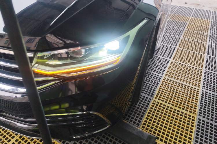 Used Volkswagen Tiguan L 2022 330TSI Automatic Two-Wheel Drive R-Line Enhanced Edition
