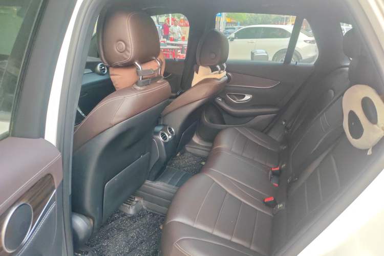 Used Mercedes-Benz GLC 2017 GLC 260 4MATIC Luxury Model
