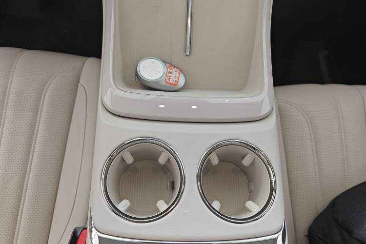 Used AION V 2024 Aion Tyrannosaurus 650 LiDAR Edition Gear Lever