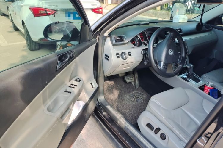 Used Volkswagen Magotan 2011 2.0 TSI DSG Luxury Edition Driver Seat