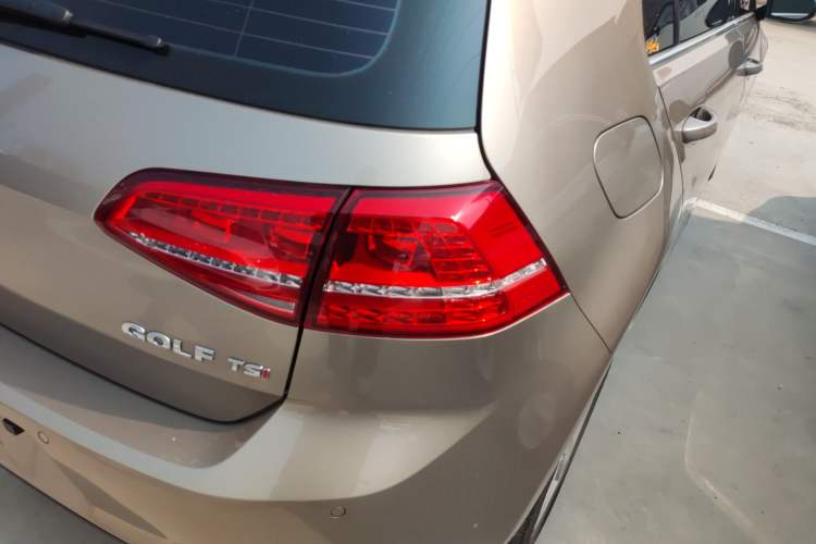 Used Volkswagen Golf 2015 1.4TSI Automatic Comfort Model
