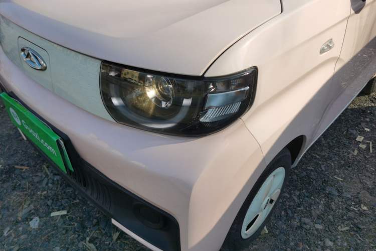 Used Chery New Energy QQ Ice Cream 2022 120km Conical Shape Lithium Iron Phosphate