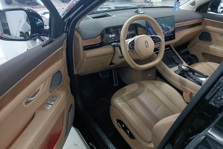 Used Hima AITO M7 2024 1.5T Intelligent Driving Rear-Drive Max Edition 5 Seats