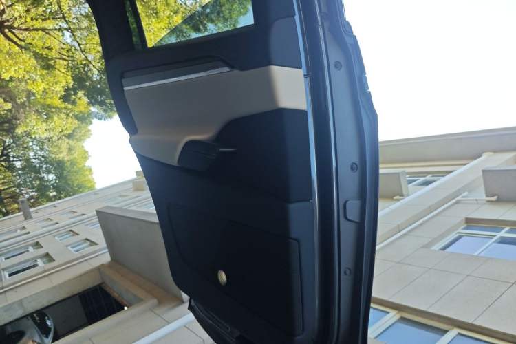 Used Tesla Model X 2023 Three-Motor All-Wheel-Drive Plaid Version