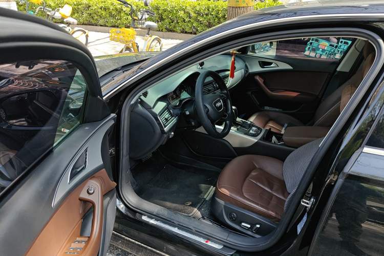 Used Audi A6L 2018 30th Anniversary Edition 35 TFSI Fashion Model Driver Seat