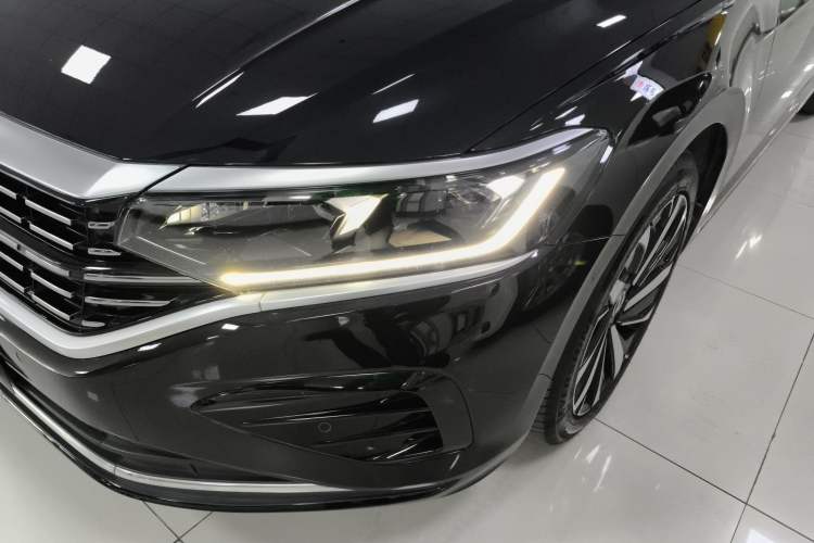 Used Volkswagen Passat 2023 330TSI Elite Edition
