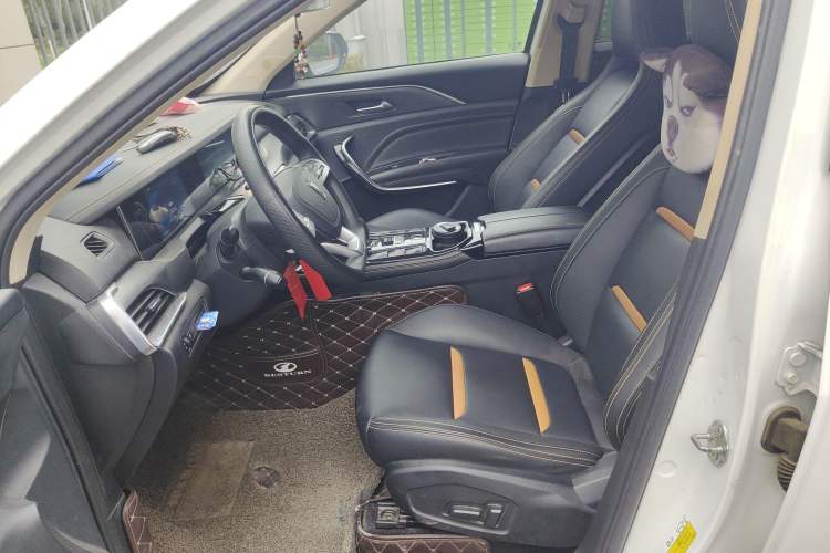 Used Bestune T77 2020 PRO 280 TID Automatic Luxury Model Left Front Seat