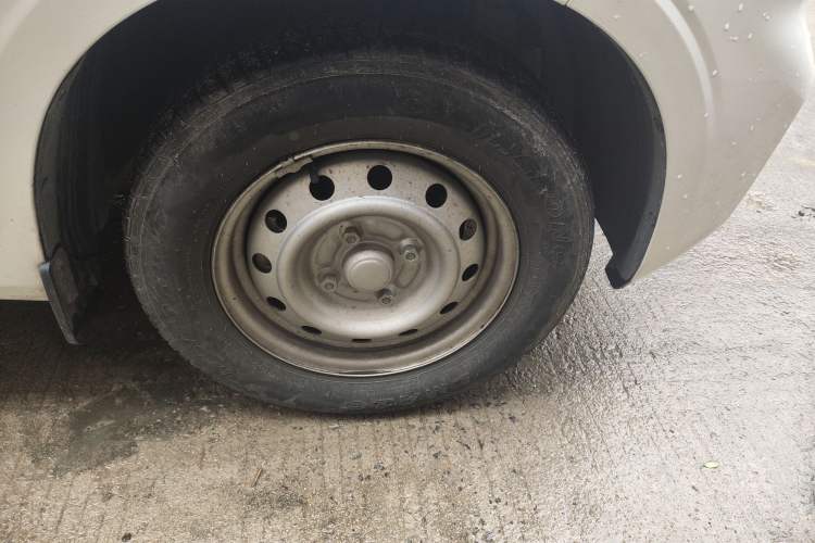 Used Wuling Hongguang V 2022 1.5L Jingqu Edition Electric-Assist LAR