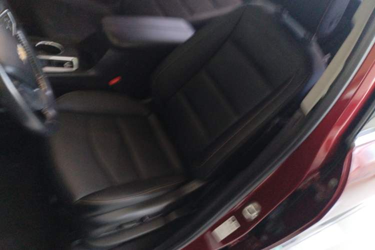 Used Chevrolet Equinox 2019 535T Automatic YuJie Edition China V Standard Left Front Seat