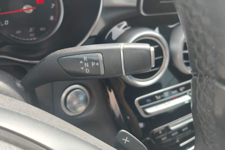 Used Mercedes-Benz GLC 2017 GLC 200 4MATIC Gear Lever