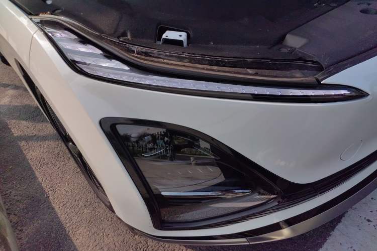 Used Wuling Xingguang 2024 Co-Creation Edition 510 Advanced Model Right Front Headlight