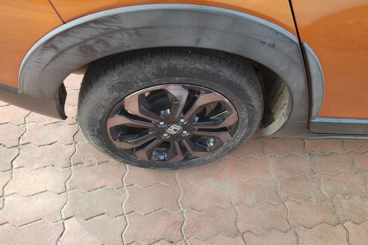 Used Honda LIFE 2021 1.5L CVT CRO-SS Fun Edition