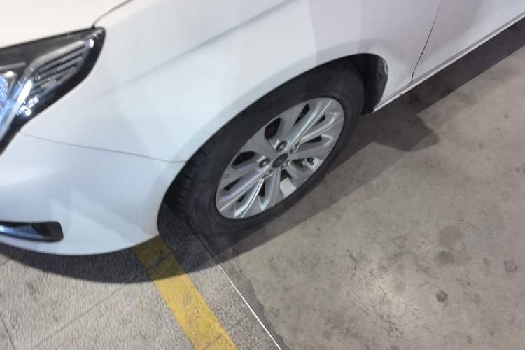 Used Ford Escort 2017 Happiness Edition 1.5L Automatic Fashion Version Left Front Wheel Hub