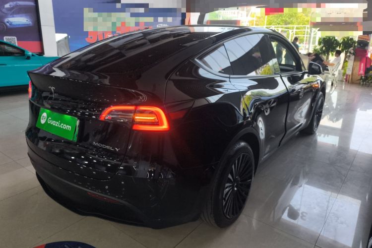 Used Tesla Model Y 2023 Rear-Wheel-Drive Version