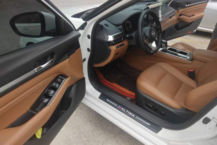 Used Nissan Teana 2022 2.0L XL-TLS Enjoyment Edition Driver Seat