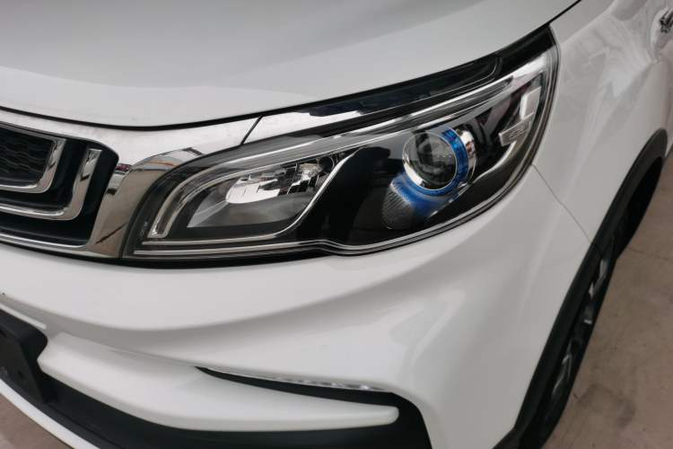 Used Geely Auto Vision X3 2019 Upgraded Model 1.5L Manual Elite Version