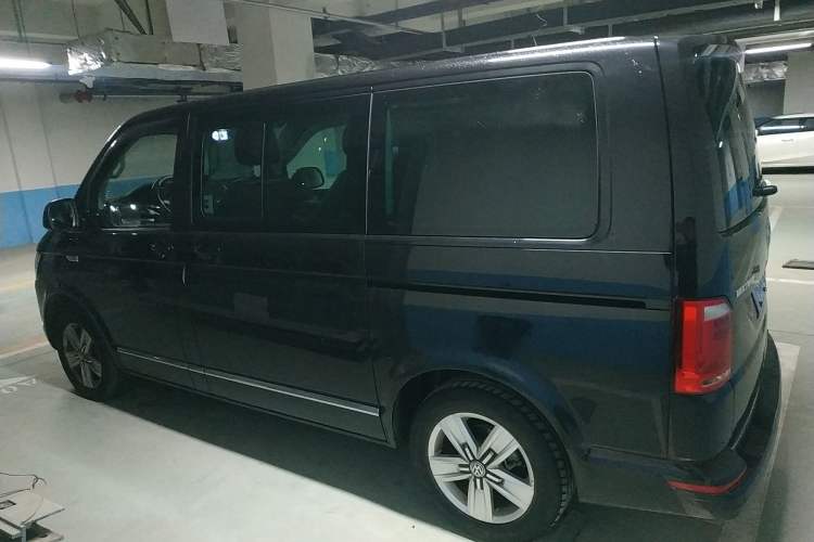 Used Volkswagen Multivan 2017 2.0 TSI Two-Wheel-Drive Comfort Edition 7 Seats