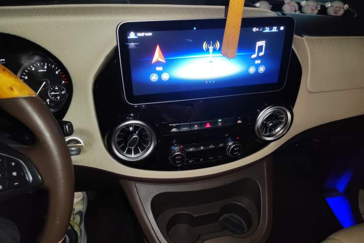 Used Mercedes-Benz Vito 2021 2.0T Business Version 7 Seats