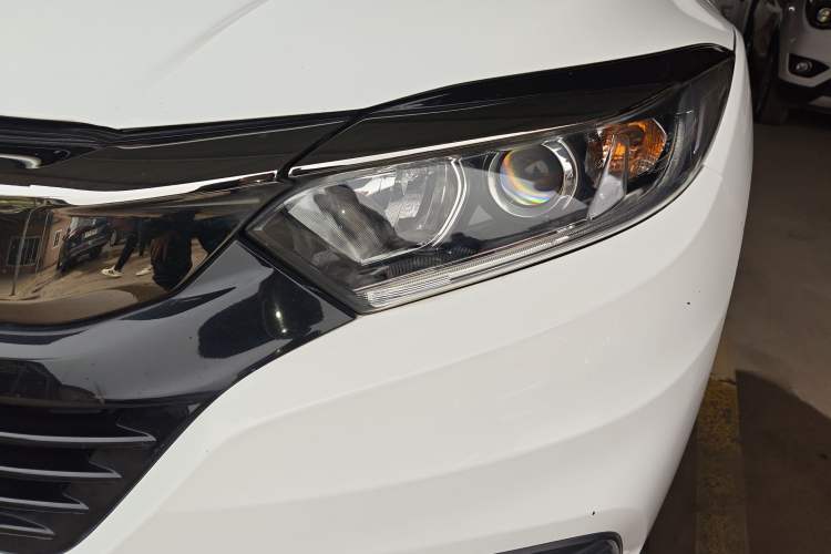 Used Honda Vezel 2020 1.5L CVT Elite Edition
