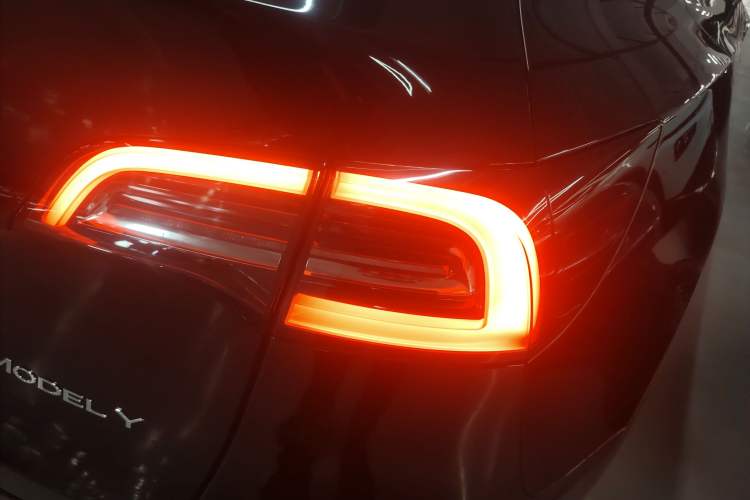 Used Tesla Model Y 2022 Rear-Wheel-Drive Version