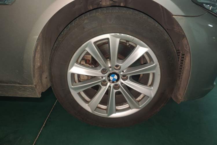 Used BMW 5 Series 2014 520Li Elegant Model