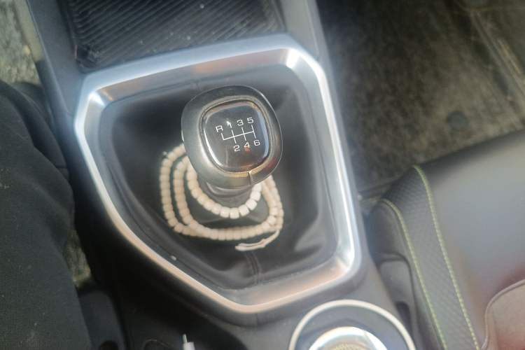 Used Baojun RM-5 2019 1.5T Manual Elite Version with 24-Hour Online Service 6 Seats
