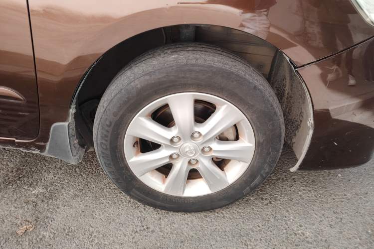 Used Toyota Corolla 2011 1.6L Automatic GL Right Front Wheel Hub