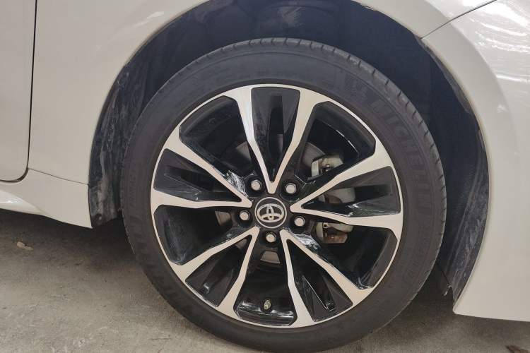 Used Toyota Levin 2022 Dual-Motor 1.8H E-CVT Sport Edition Right Front Wheel Hub