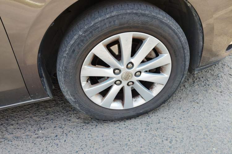 Used Buick GL8 2014 2.4L CT Luxury Business Comfort Edition
