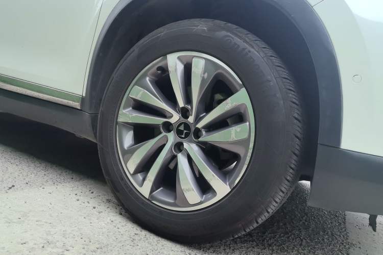 Used DS 6 2016 1.6T Luxury Edition THP160 Right Front Wheel Hub