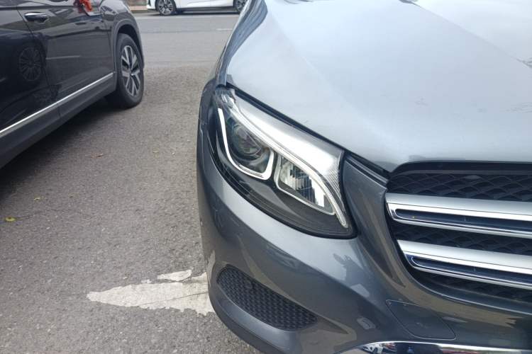 Used Mercedes-Benz GLC 2016 GLC 260 4MATIC Dynamic Edition
