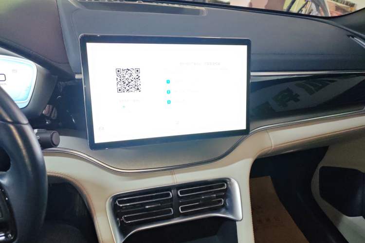 Used BYD Song PLUS New Energy 2024 HONOR Edition DM-i 71km Luxury Model Audio And AC Panel