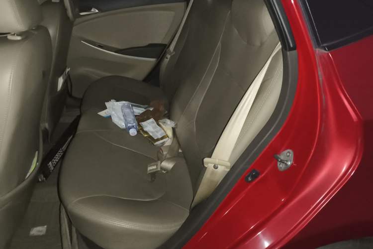 Used Hyundai Verna (older generation) 2010 Sedan 1.4L Manual Comfort GS
