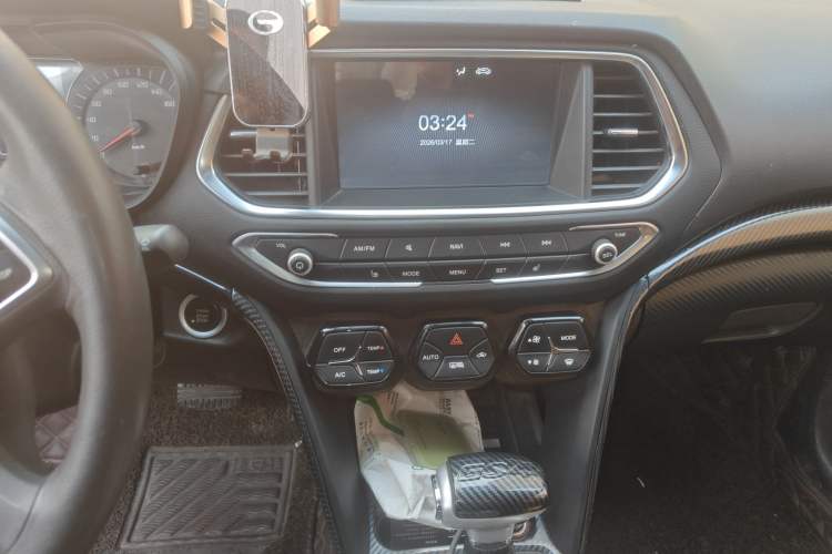 Used GAC Trumpchi GS4 2017 235T Automatic Two-Wheel Drive Luxury Smart Connectivity Version
