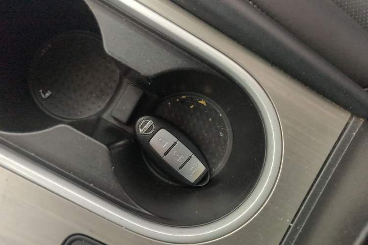 Used Nissan Murano 2021 2.5L XL Two-Wheel Drive Smart Connect Luxury Edition
