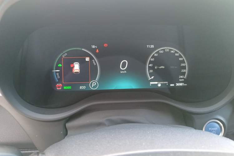 Used Toyota SIENNA 2021 2.5L Hybrid Platinum Edition Instrument Cluster