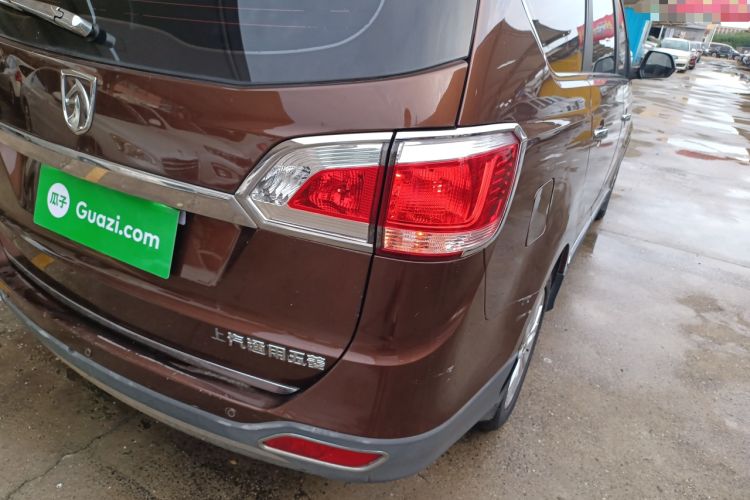 Used Baojun 730 2014 1.5L manual Comfort version 7 seats
