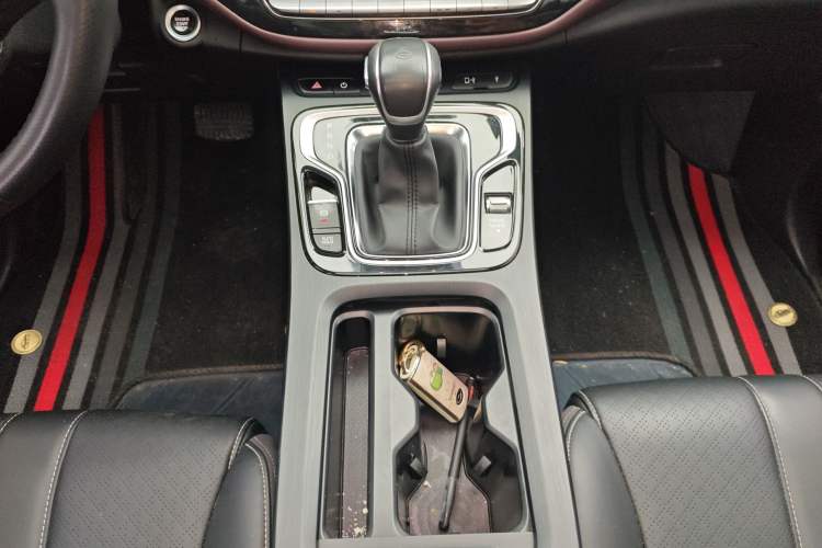 Used GAC Trumpchi M6 2021 PRO 270T Automatic Luxury Edition