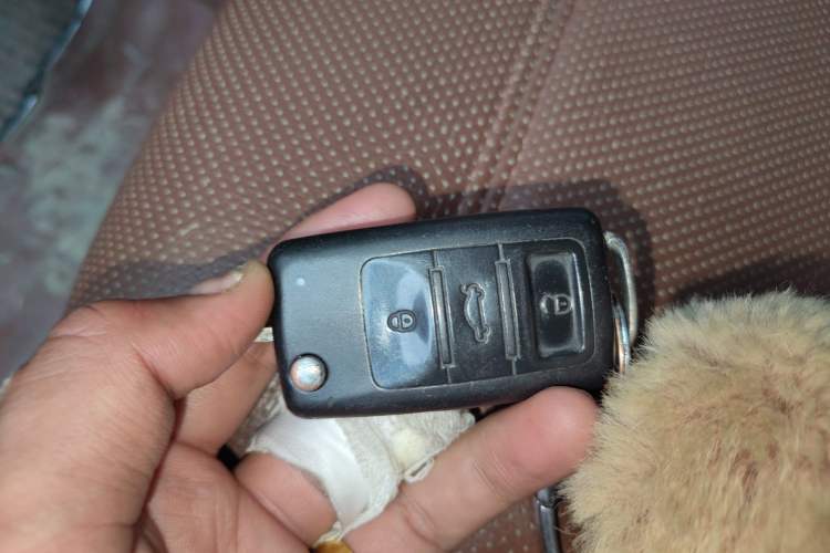 Used Yema T70 2015 1.8T CVT Elegant Model