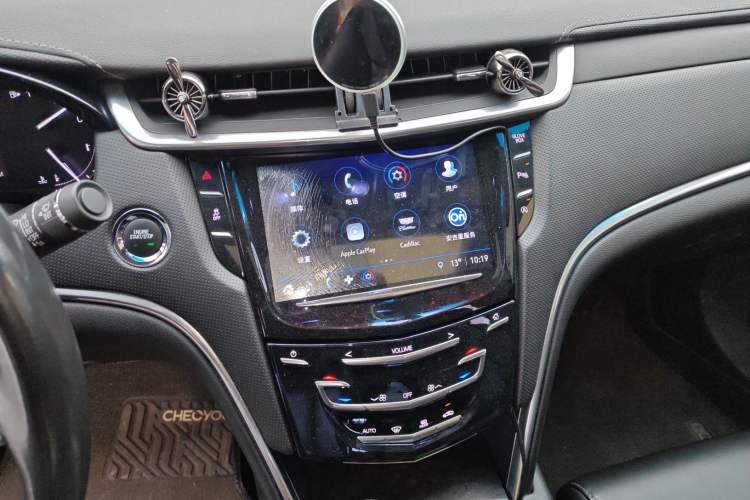 Used Cadillac XTS 2018 28T Tech Edition Audio And AC Panel